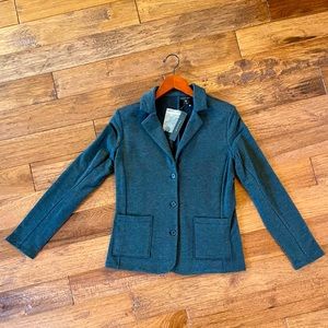 Brand New Tahari Casual Sweater Blazer. Charcoal Large(fits like a 6,8)